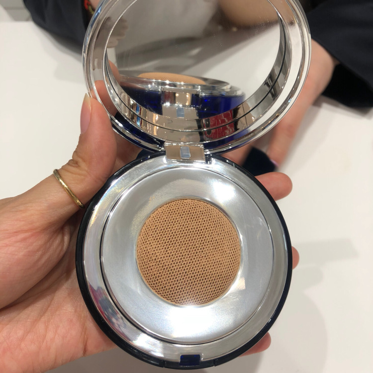 WechatIMG27 - La Prairie Skin Caviar Essence-in-Foundation 2019 REVIEW