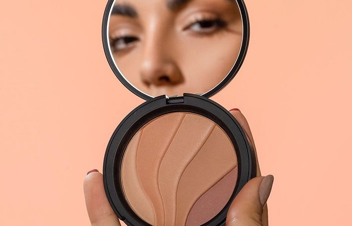 ELCIE COSMETICS PRESSED SETTING POWDER ON JUNE 2019 701x450 - ELCIE COSMETICS PRESSED SETTING POWDER ON JUNE 2019