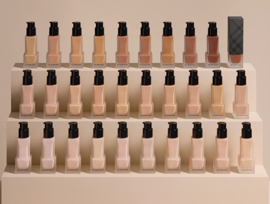 BURBERRY NEW MATTE GLOW FOUNDATION FOR FALL 2019 8 - BURBERRY NEW MATTE GLOW FOUNDATION FOR FALL 2019