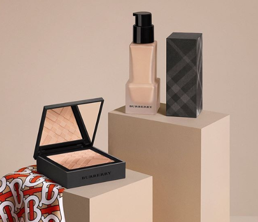 BURBERRY NEW MATTE GLOW FOUNDATION FOR FALL 2019 9 523x450 - BURBERRY NEW MATTE GLOW FOUNDATION FOR FALL 2019