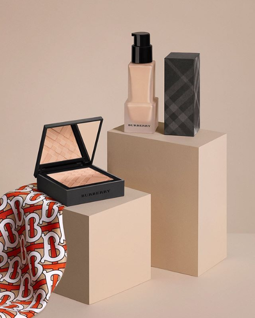 BURBERRY NEW MATTE GLOW FOUNDATION FOR FALL 2019 - BURBERRY NEW MATTE GLOW FOUNDATION FOR FALL 2019