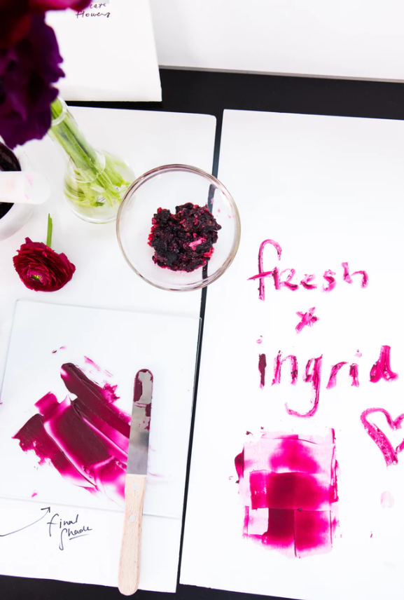 FRESH×INGRID NILSEN SUGER IN THE CITY BLACKBERRY TINT LIP BALM 2019 4 - FRESH×INGRID NILSEN SUGER IN THE CITY BLACKBERRY TINT LIP BALM 2019