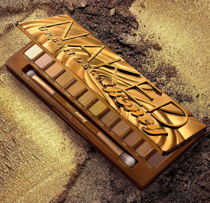 URBAN DECAY NAKED HONEY EYESHADOW PALETTE FOR FALL 2019 - URBAN DECAY NAKED HONEY EYESHADOW PALETTE FOR FALL 2019