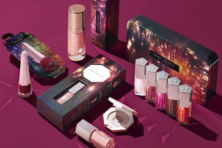 FENTY BEAUTY TINSEL HOW 2019 Christmas Holiday Collection 450x300 - FENTY BEAUTY TINSEL $HOW 2019 Christmas Holiday Collection