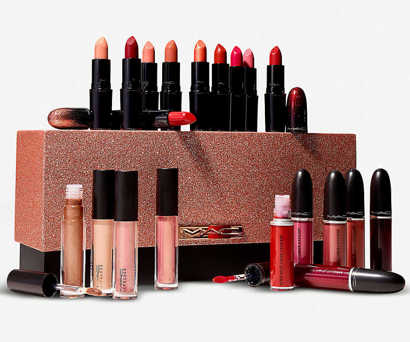 MAC COLLECTOR OF THE STARS KIT FOR HOLIDAY 2019 1 - MAC COLLECTOR OF THE STARS KIT FOR HOLIDAY 2019