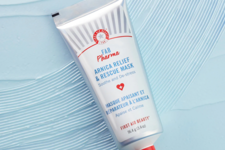 FIRST AID BEAUTY PHARMA ARNICA RELIEF RESCUE MASK 450x300 - FIRST AID BEAUTY PHARMA ARNICA RELIEF & RESCUE MASK