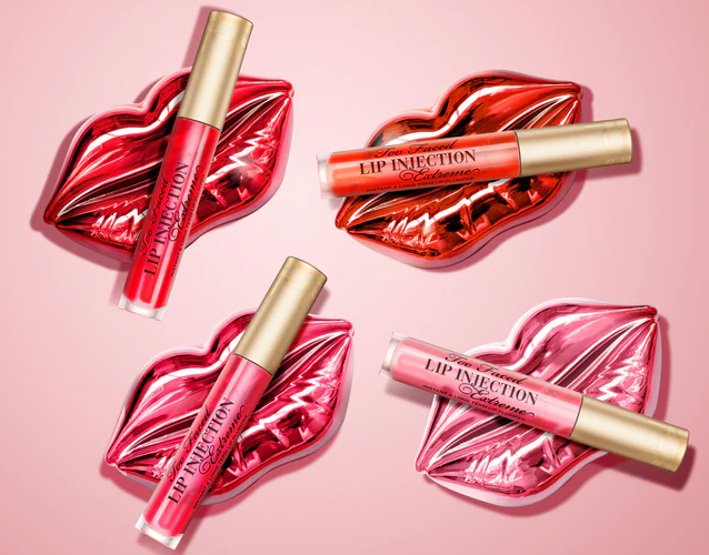 The glossy lip plumper - TOO FACED SECOND ROUND OF SKINCARE FOR HANGOVER COLLECTION
