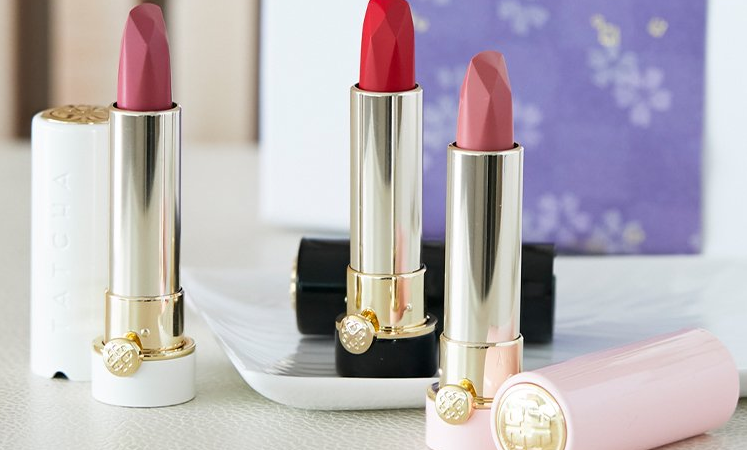 TATCHA SILK BLOSSOMS LIPSTICK TRIOS FOR SPRING 2020 1 747x450 - TATCHA SILK BLOSSOMS LIPSTICK TRIOS FOR SPRING 2020