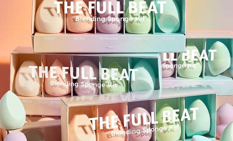 COLOURPOP THE FULL BEAT BLENDING SPONGE COLLECTION HELPS YOU FREE YOUR HANDS 743x450 - COLOURPOP THE FULL BEAT BLENDING SPONGE COLLECTION HELPS YOU FREE YOUR HANDS
