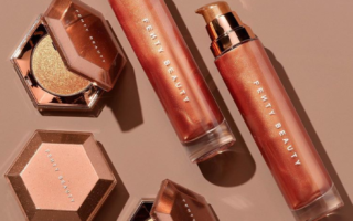 FENTY BEAUTY COGNAC CANDY DIAMOND BOMB BODY LAVA BODY LUMINIZER 3 320x200 - FENTY BEAUTY COGNAC CANDY DIAMOND BOMB & BODY LAVA BODY LUMINIZER