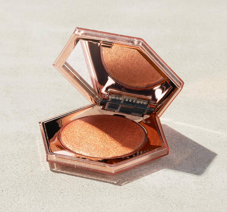 FENTY BEAUTY COGNAC CANDY DIAMOND BOMB BODY LAVA BODY LUMINIZER 6 - FENTY BEAUTY COGNAC CANDY DIAMOND BOMB & BODY LAVA BODY LUMINIZER