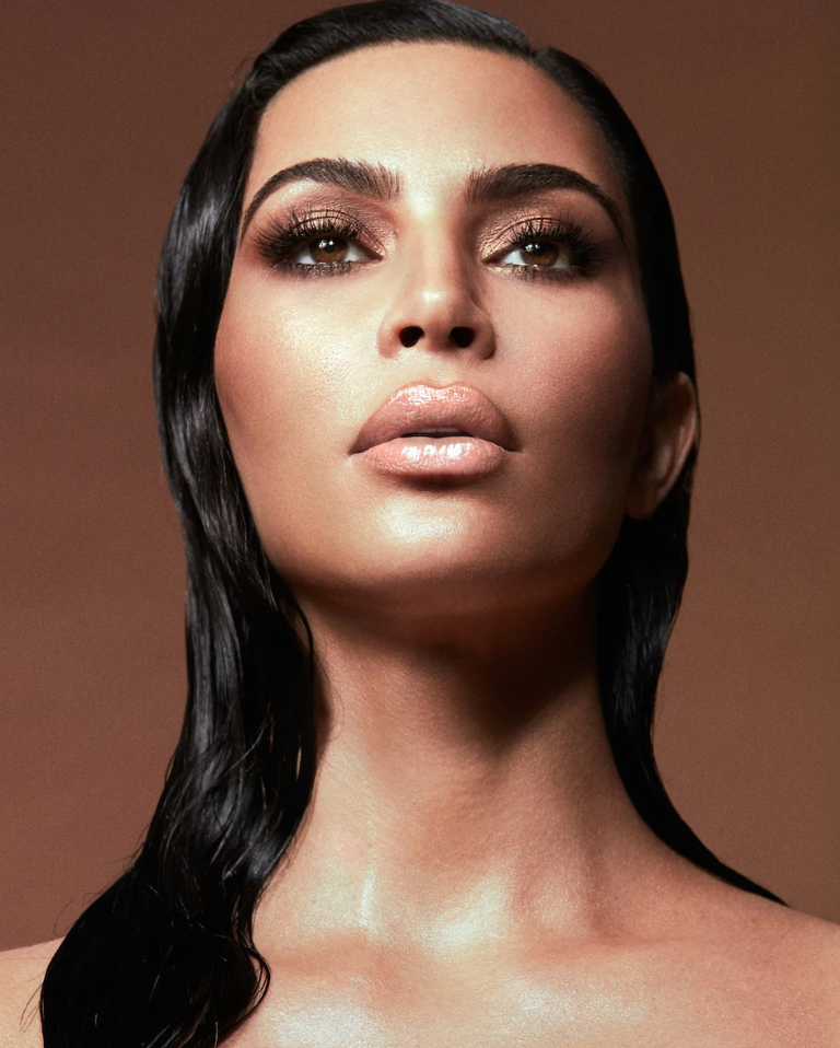 KKW BEAUTY CLASSIC II COLLECTION CRWATES A NUDE MIRACLE 5 - KKW BEAUTY CLASSIC II COLLECTION CRWATES A NUDE MIRACLE