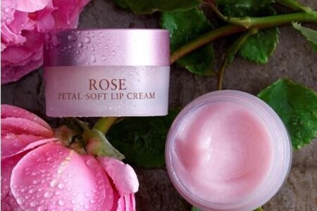 94717801 225929165410511 1401195196590995569 n 450x300 - The Rosé Petal for Fresh Beauty