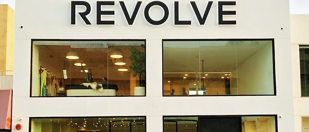 Revolve Clothing Black Friday 2020 2 1047x450 - Revolve Clothing Black Friday 2022