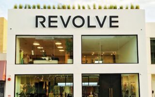 Revolve Clothing Black Friday 2020 2 320x200 - Revolve Clothing Black Friday 2022