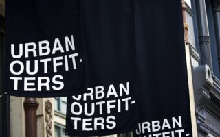 Urban Outfitters Black Friday 1 320x200 - Urban Outfitters Black Friday 2021
