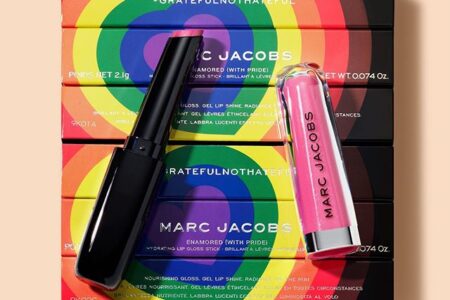 97534363 235166584249669 2113128883153812461 n 450x300 - Marc Jacobs Beauty Enamored Hydrating Lip Gloss Sticks 2020
