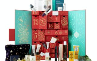 Fortnum Mason beauty advent calendar 2020 320x200 - Fortnum & Mason beauty advent calendar 2020