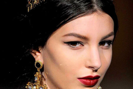 1 3 450x300 - Dolce&Gabbana Royal Holiday 2020 Makeup Collection