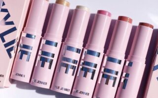 1111 2 320x200 - Kylie Cosmetics's Blush and Kylighter sticks 2020