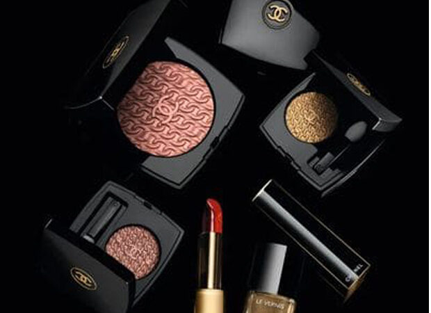 1111111111111111111 1 620x450 - Chanel Les Chaines D'Or de Chanel Holiday Collection 2020