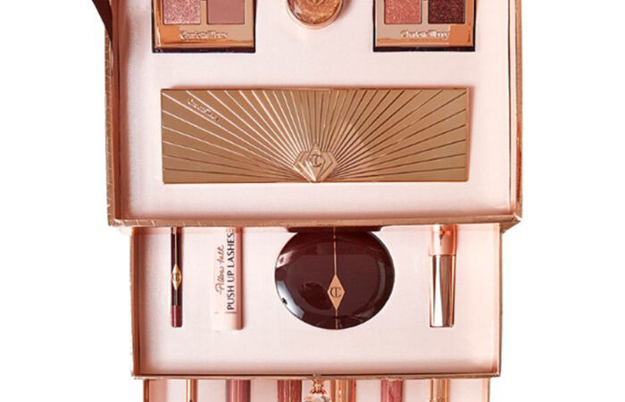 7 1 700x450 - Charlotte Tilbury Holiday 2020 Collection-Available Now!