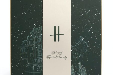 Harrods Beauty Advent Calendar 2020 1 450x300 - Harrods Beauty Advent Calendar 2020 – AVAILABLE NOW!