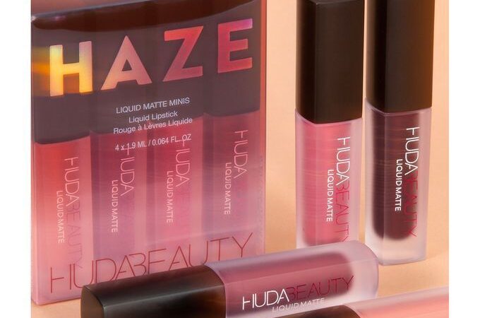 1 11 680x450 - Huda Beauty Haze Mini Liquid Matte Kit