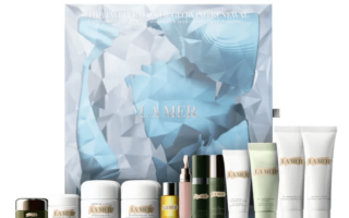 1 4 320x200 - La Mer Twelve Days Of Luminous Hydration Set