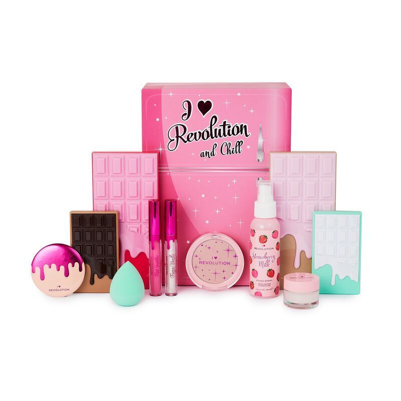 1 8 - I Heart Revolution Christmas Gift Sets 2020