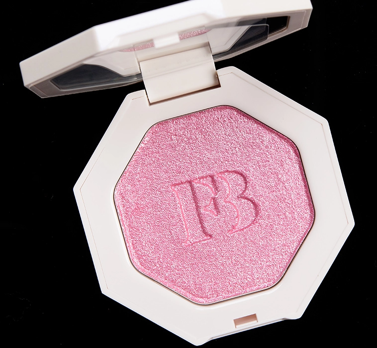 22VF 76AJ9V77T511QT3 - Fenty Beauty Cheeks Out Freestyle Cream Blush