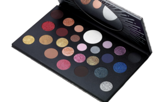 4C0QQFO NJZG0FZT7YG03Y 320x200 - MAC Grand Spectacle Eye Shadow Palette