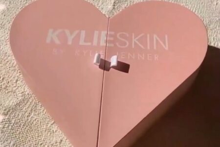 3 6 450x300 - Kylie Skin 12 Days of Beauty Advent Calendar 2020