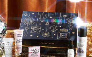 1 12 320x200 - Lookfantastic Beauty Box Subscription