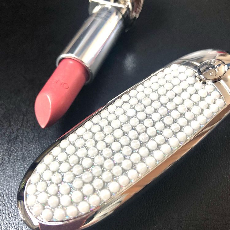 44 - Guerlain Pearl Glow Makeup Collection Spring 2021