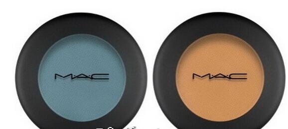 6G7YR7OV4JYD2G - MAC Powder Kiss Collection Spring 2021