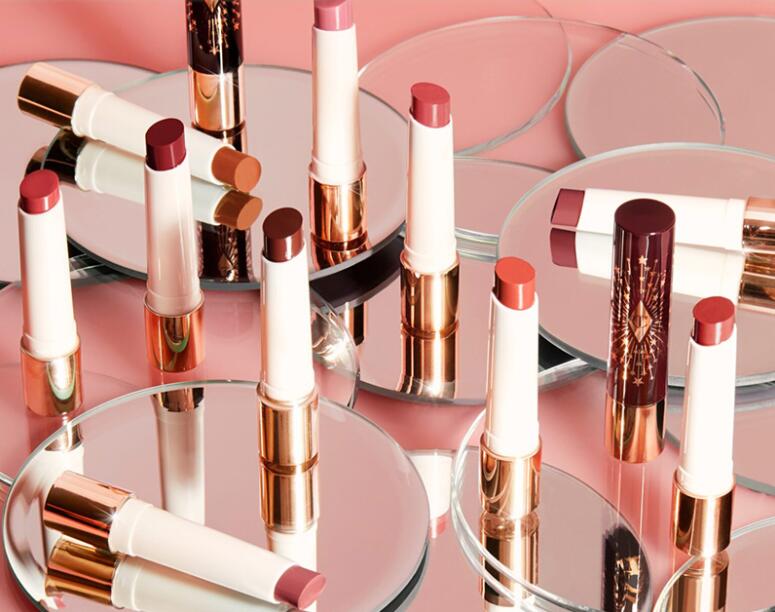 EOMYBTSRR77A8S22SU - Charlotte Tilbury Hyaluronic Happikiss Lipstick Lip Balms