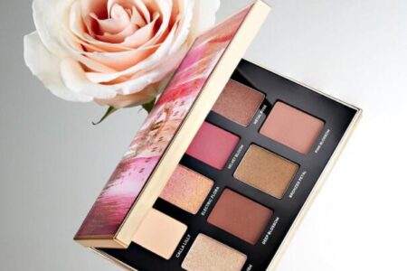 Q0749R13IO0FGEK92Q3 450x300 - Bobbi Brown Luxe Metal Rose Eyeshadow Palette
