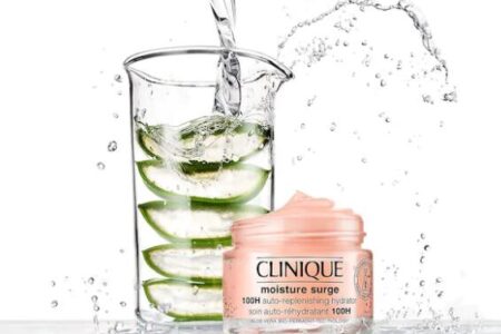 QYFTK@M7L@D8Z0PPKY0H 450x300 - Clinique Moisture Surge™ 100-Hour Auto-Replenishing Hydrator