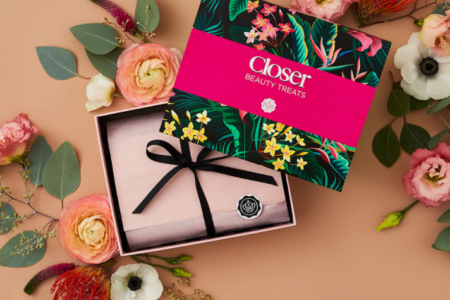 1 42 450x300 - Glossybox x Closer limited edition Beauty Box