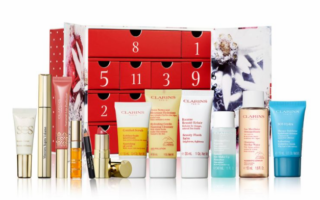 1 17 320x200 - Clarins 12 Day Christmas Calendar 2021