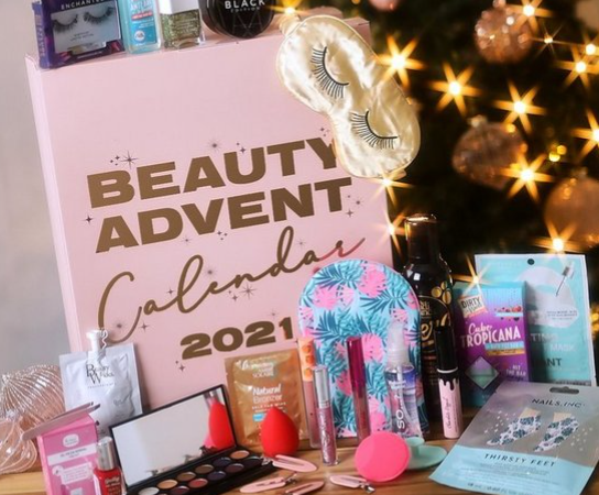 1 9 544x450 - Boohoo Advent Calendar 2021