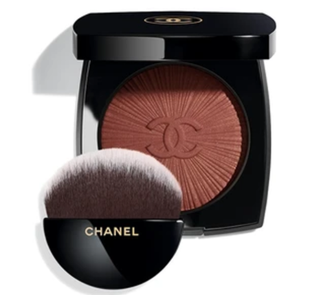 4 5 - Chanel Spring Makeup Collection 2022