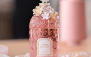 1 41 320x200 - Guerlain Cherry Blossom Millésime 2022