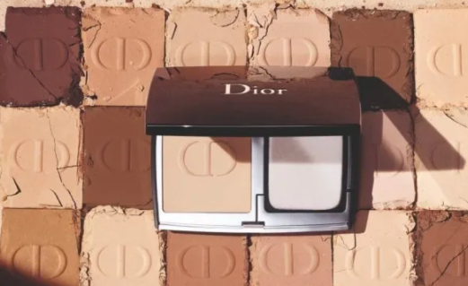 1 21 - Dior Forever Natural Matte Velvet Compact Foundation 2022