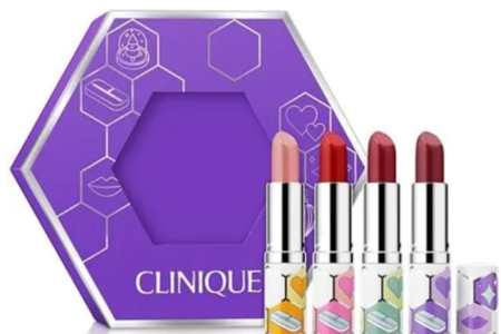 1 28 450x300 - Clinique Holiday Makeup & Beauty Gift Sets 2022