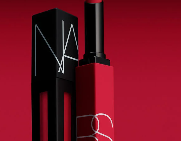 1 41 576x450 - NARS Powermatte Long-Lasting Lipstick 2022