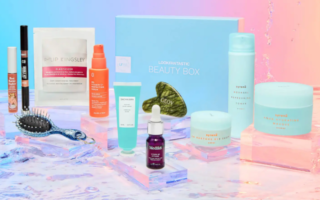 1 7 320x200 - Lookfantastic Beauty Box August 2022