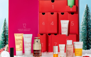 1 38 320x200 - Clarins Women’s 12 Day Beauty Advent Calendar 2022