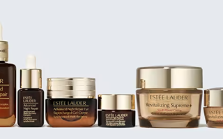 1 5 320x200 - Estée Lauder More To Love Repair + Moisturize + Brighten Skincare Set